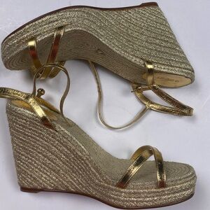 GUCCI Lia Gold Metallic Raffia and Leather Espadrille Wedge Heels